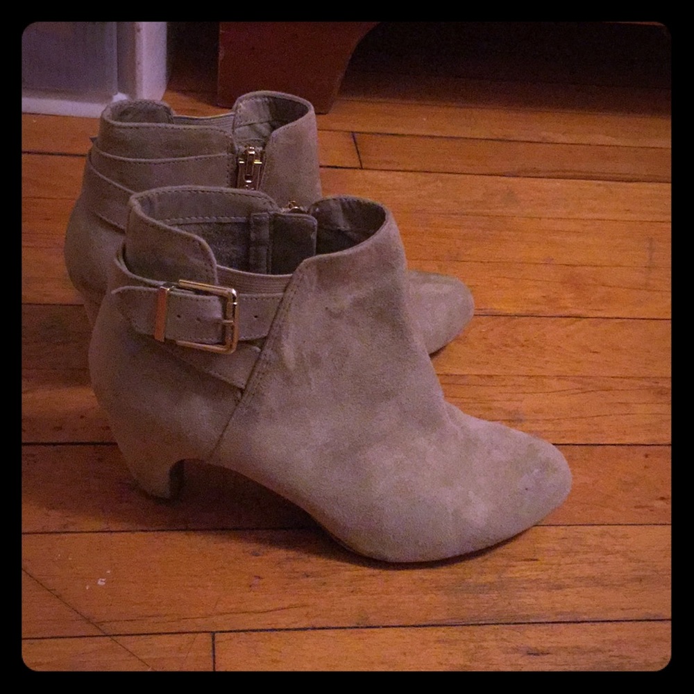 Sam &a Libby Heeled Booties